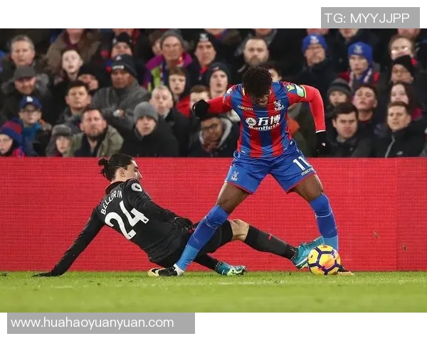 库尔图瓦:从守门员到传奇的足球之路与背后的故事 库尔图瓦:从守门员到传奇的足球之路与背后的故事