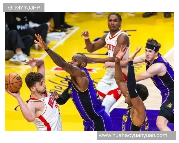 2017年12月21日火箭队与湖人队激战回顾精彩瞬间与球员表现分析 2017年12月21日火箭队与湖人队激战回顾精彩瞬间与球员表现分析