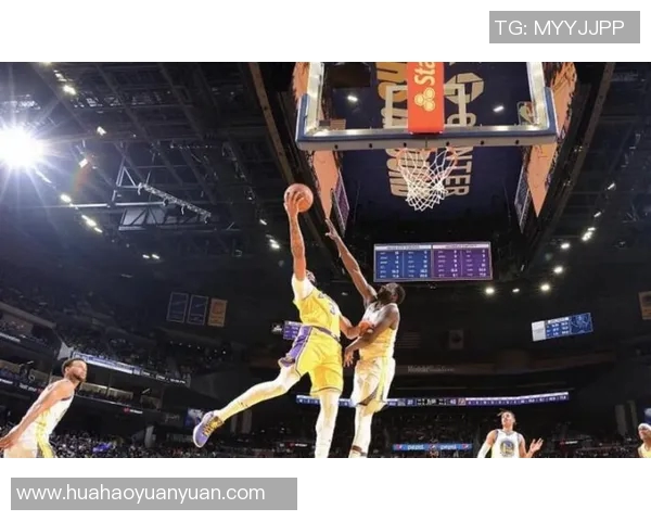 CCTV火箭与独行侠激战正酣球迷热议精彩瞬间与战术对决 CCTV火箭与独行侠激战正酣球迷热议精彩瞬间与战术对决